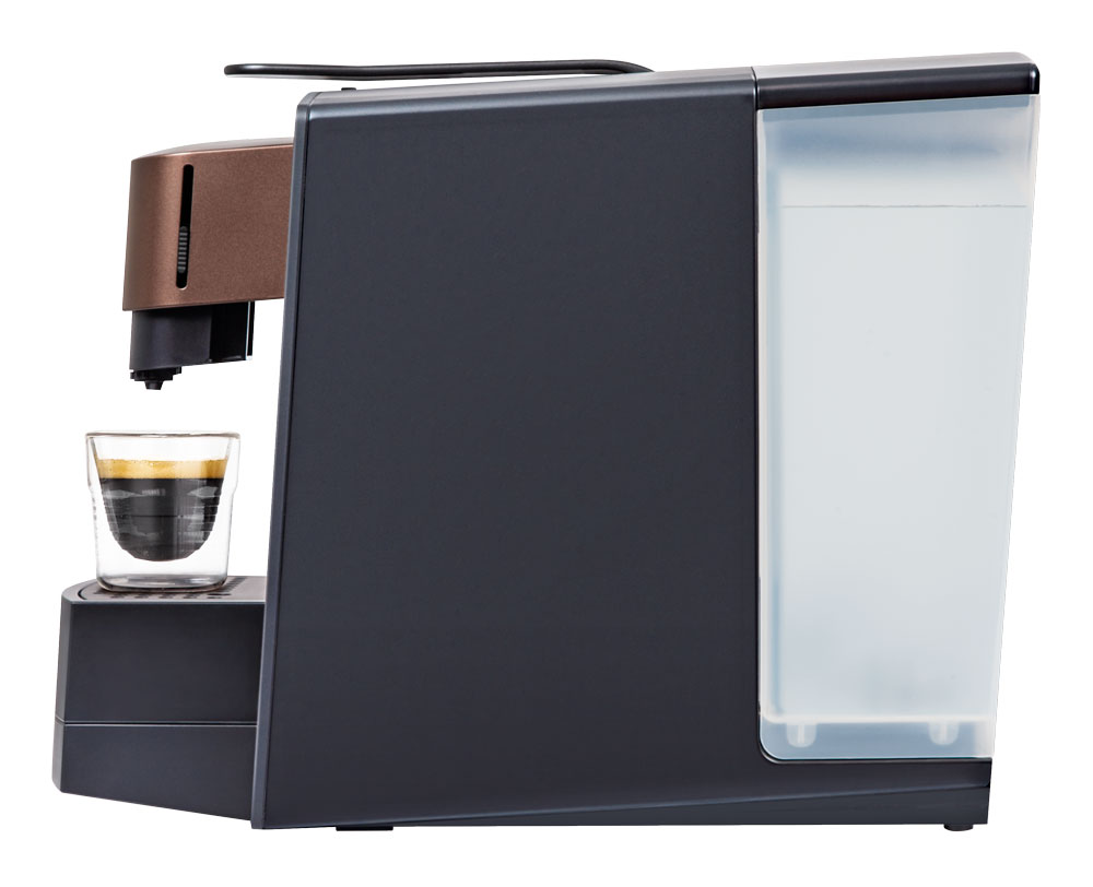 Grande coffee maker with espresso cup
